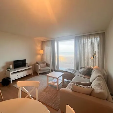 Gezellige Met Uniek Zeezicht Appartement La Panne
